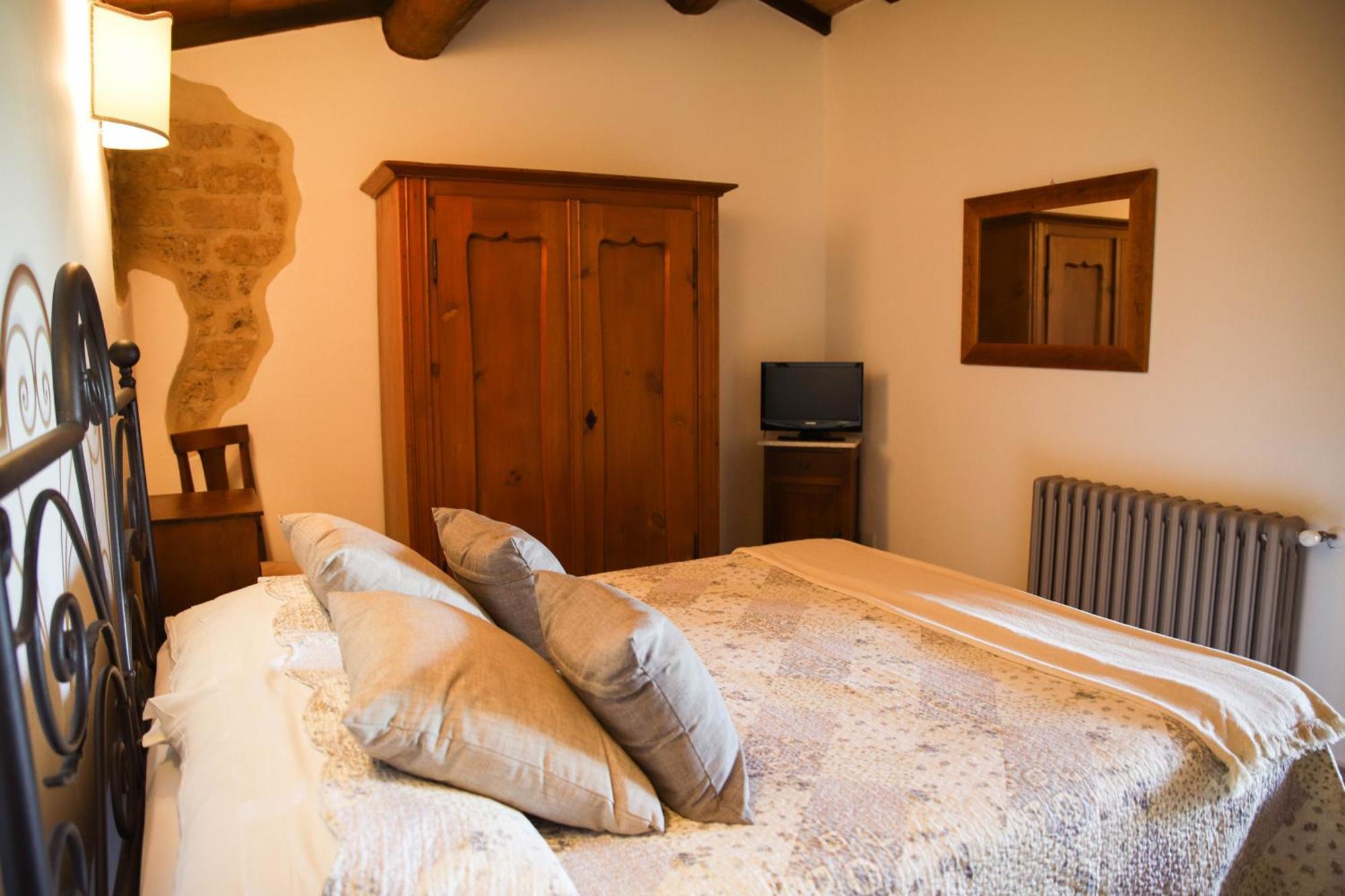 Bio Agriturismo Poggio Aione ساتورنيا المظهر الخارجي الصورة